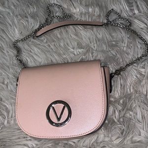💥Verfied Valentino  shoulder bag Great 👍 condition basically brand spanking